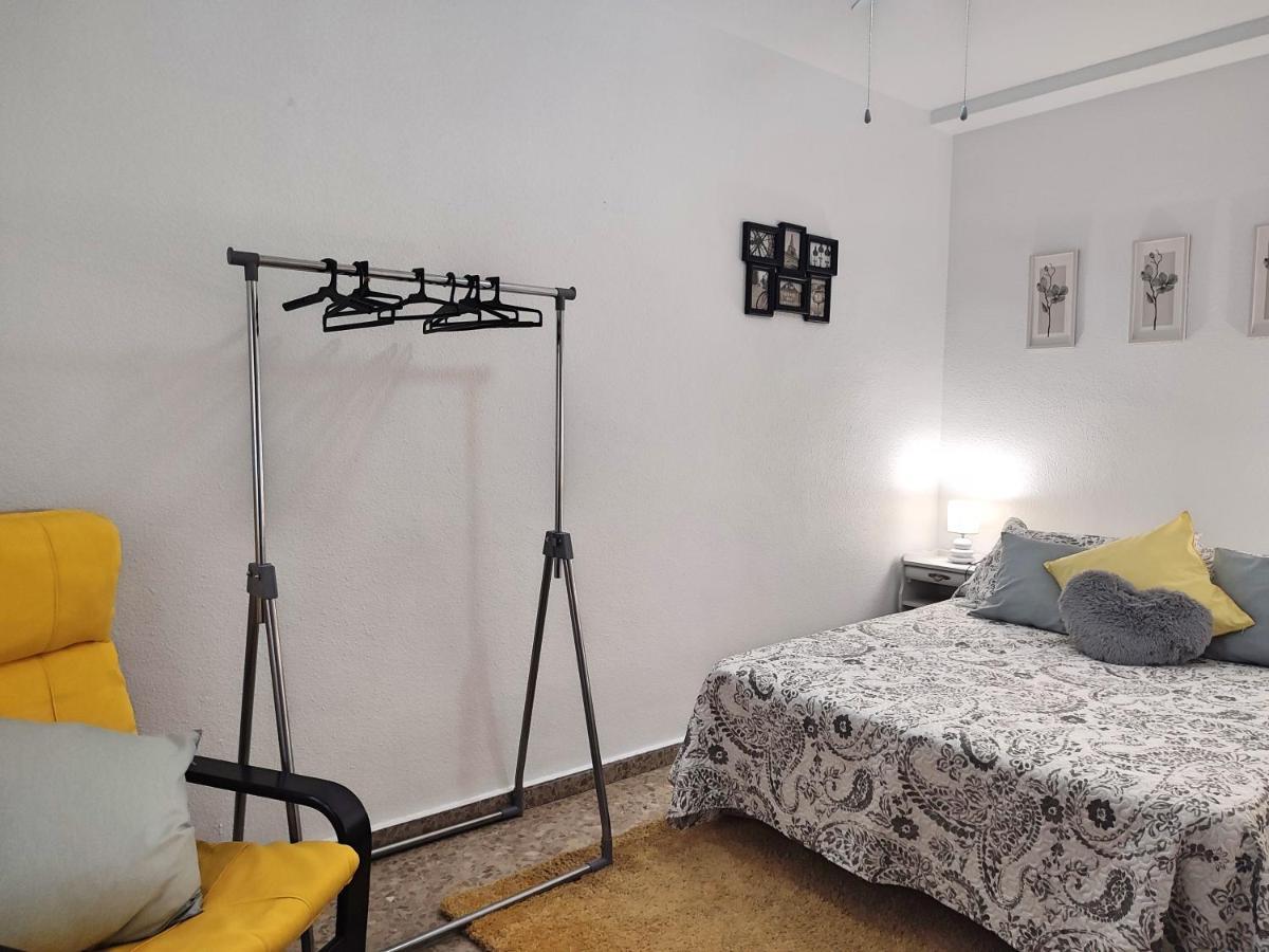 Apartamento La Muralla De San Lorenzo Кордова Екстер'єр фото