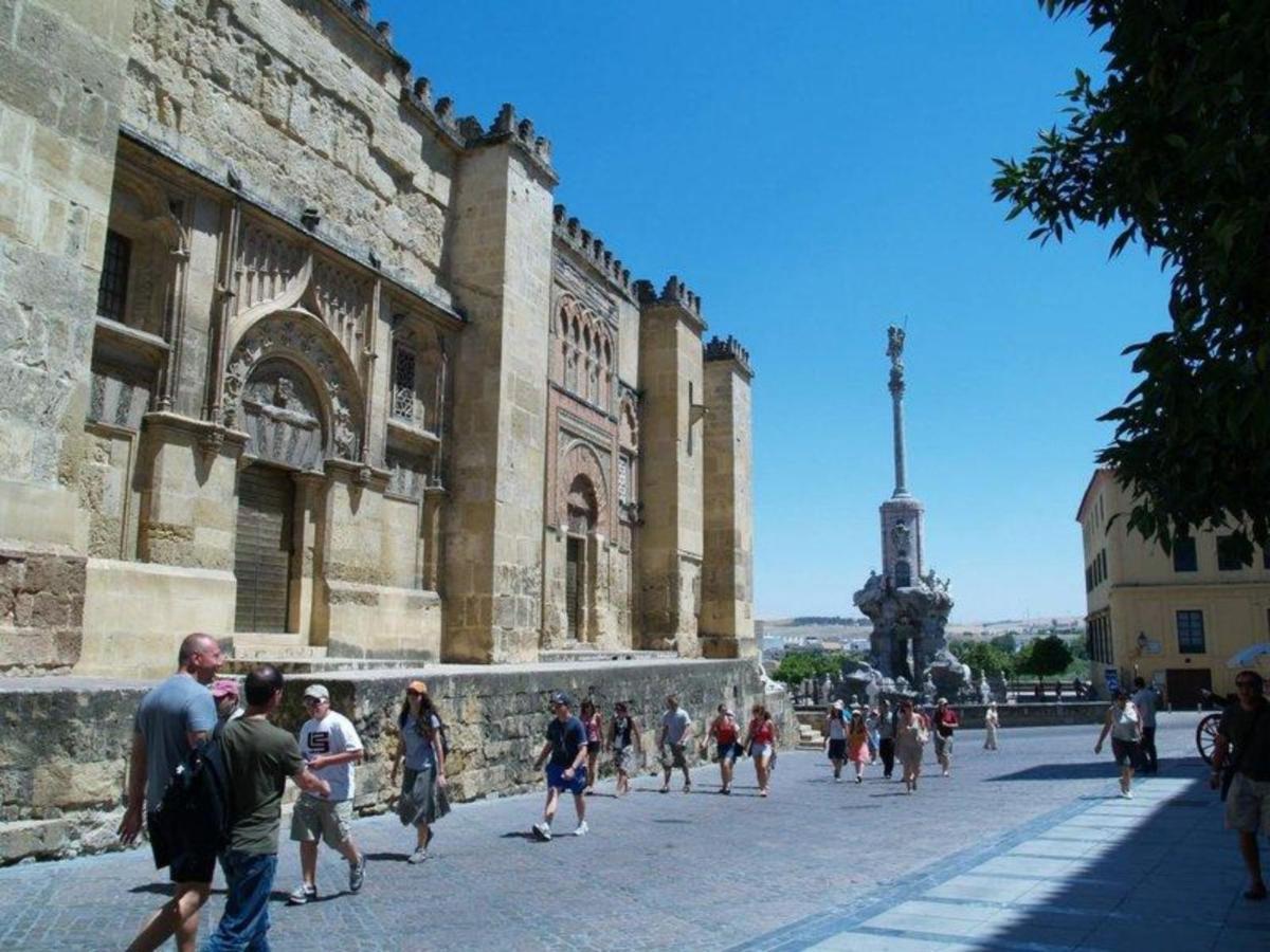 Apartamento La Muralla De San Lorenzo Кордова Екстер'єр фото